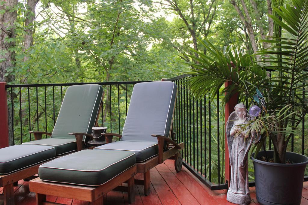 Brydan Suites Eureka Springs Exterior photo